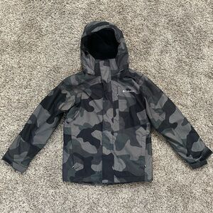 Boys Columbia Black and grey Camo Snow Jacket